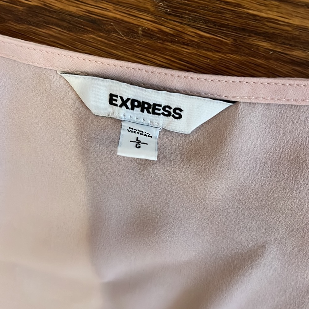 Express Top - Picture 3 of 3